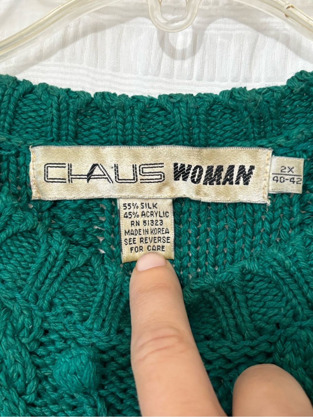 Vintage Emerald Green Pom Pom Sweater Sleeveless Silk Knit Sz 2X - Picture 2 of 6